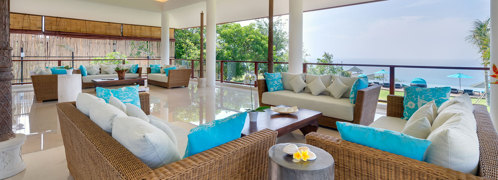 Pandawa Cliff Estate -  Villa Rose - Upstairs open air living area